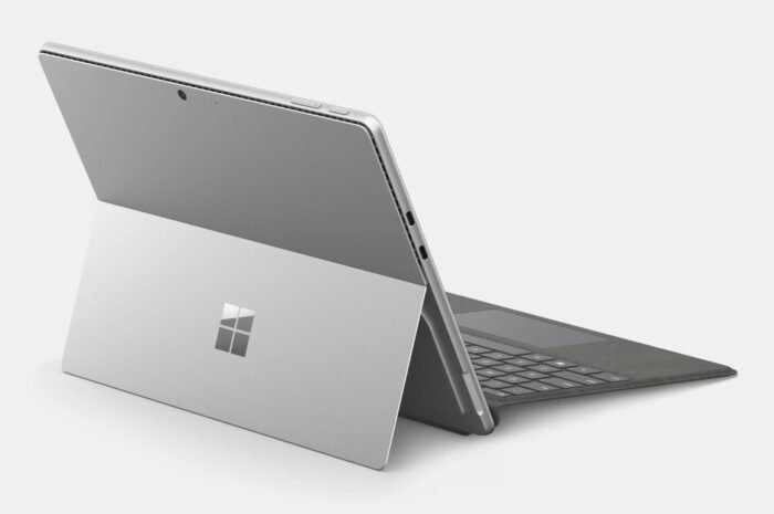 Surface Pro 10 - Intel Ultra 7, 64GB 1TB + Teclado y Lápiz - Imagen 3